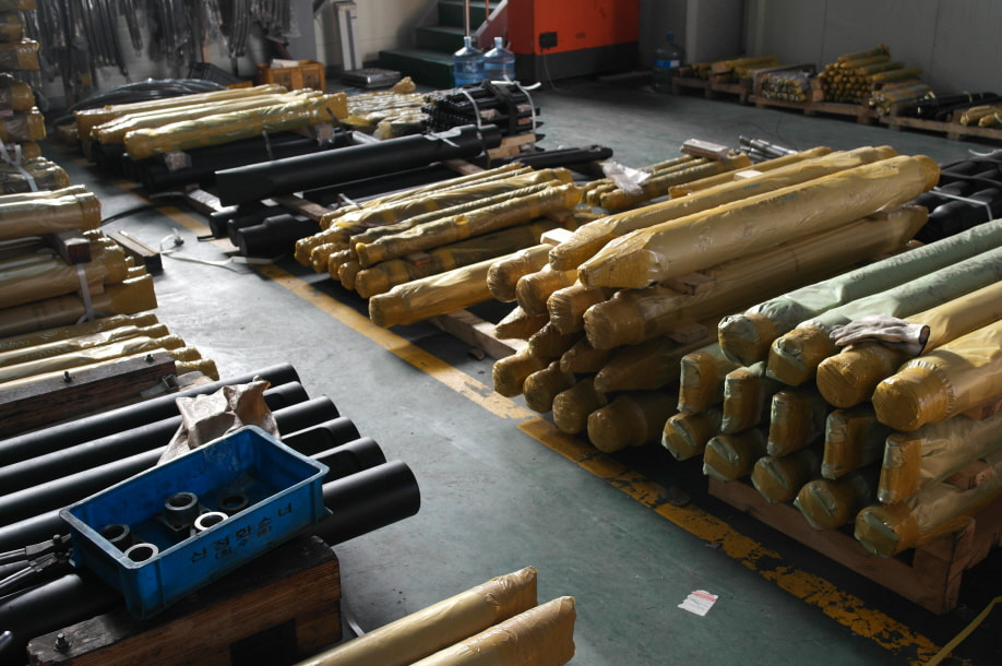 After sales parts and support for hydraulic breakers and hydraulic hammers, Caloocan, Metro Manila, Philippines